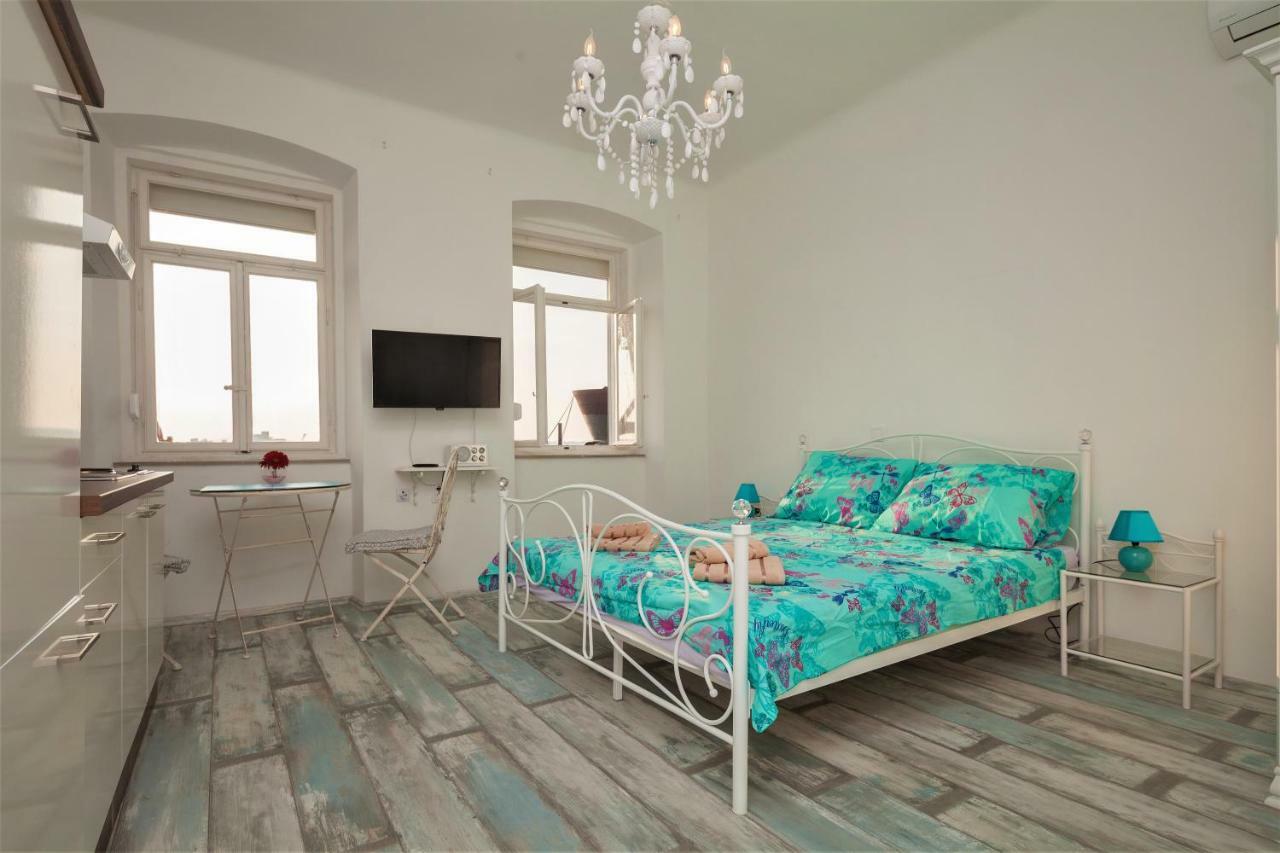 Main Square Apartments With Sea View Πούλα Εξωτερικό φωτογραφία