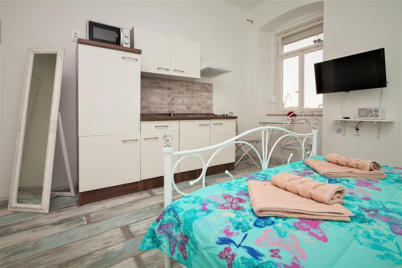 Main Square Apartments With Sea View Πούλα Εξωτερικό φωτογραφία